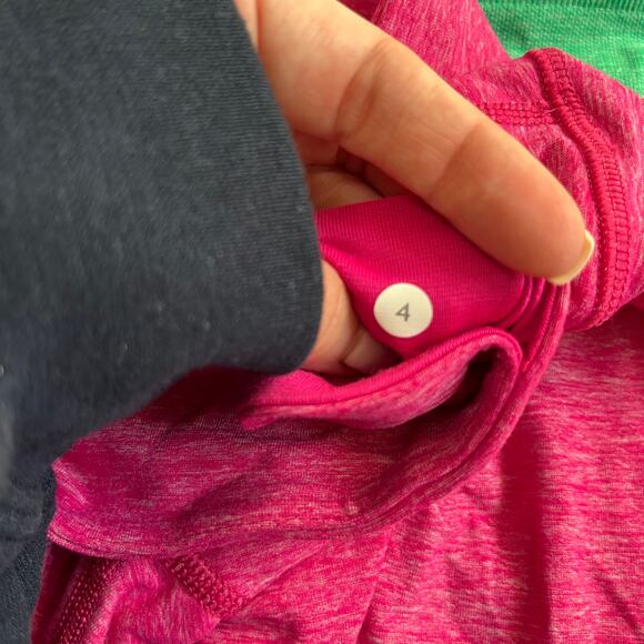 Lululemon Bright Pink Crop Wunder Under Leggings Size 4 - Picture 4 of 6